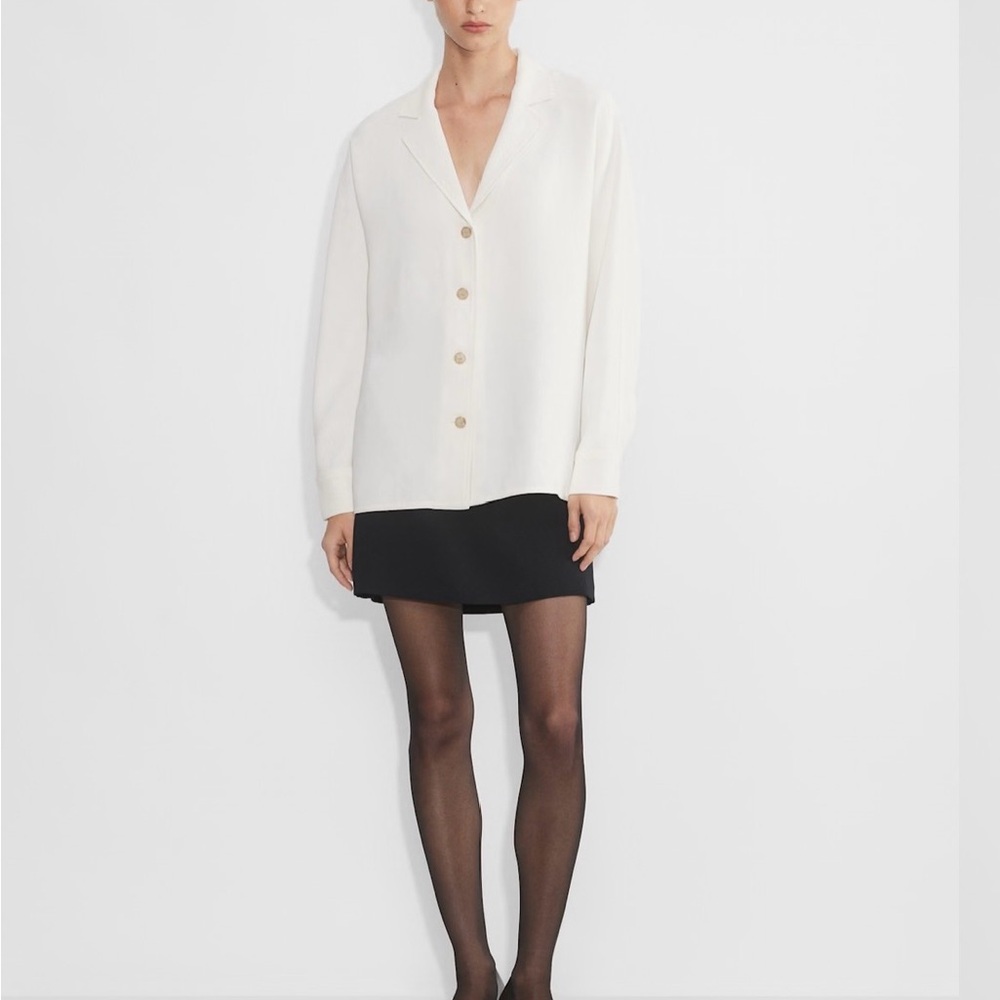ISO Aritzia freeform shirt 2xs